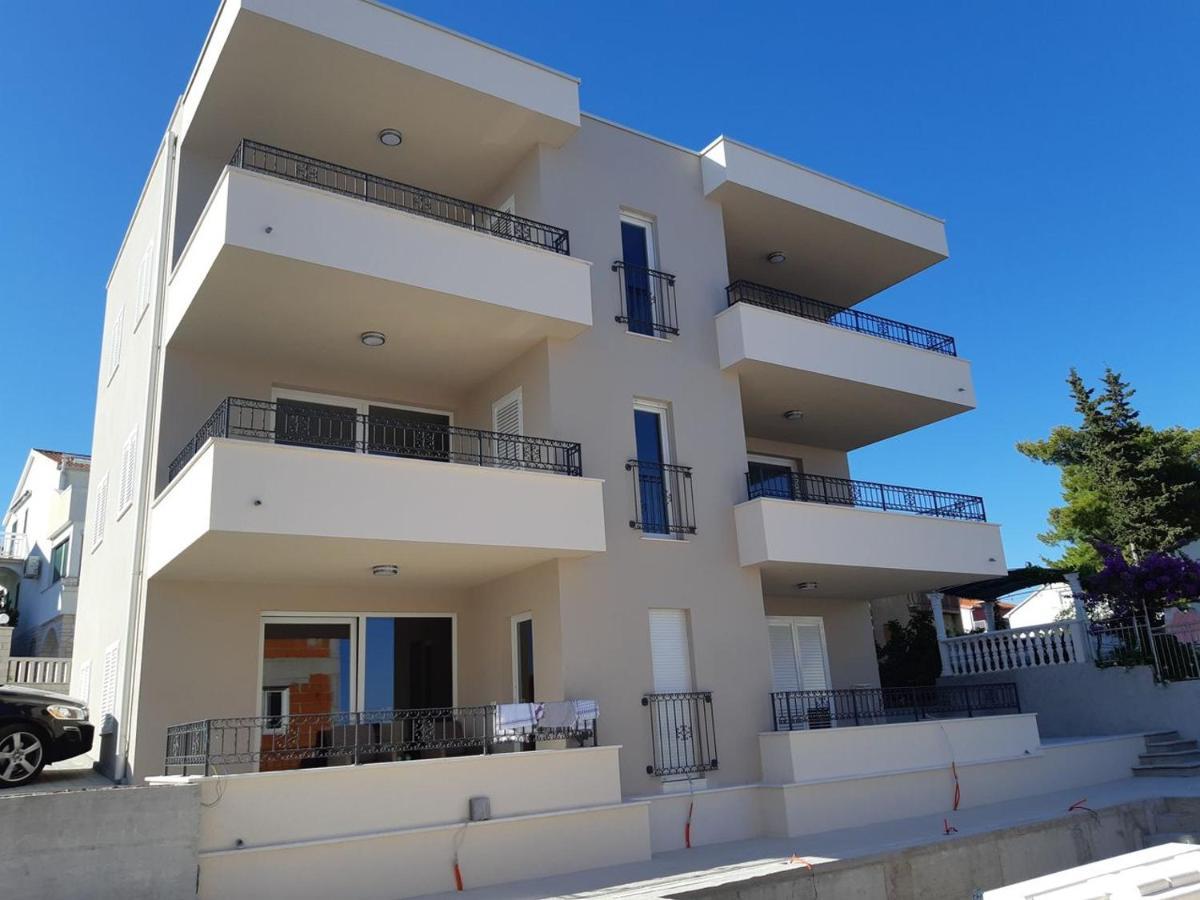 Apartment Lizzi. Trogir Exterior photo